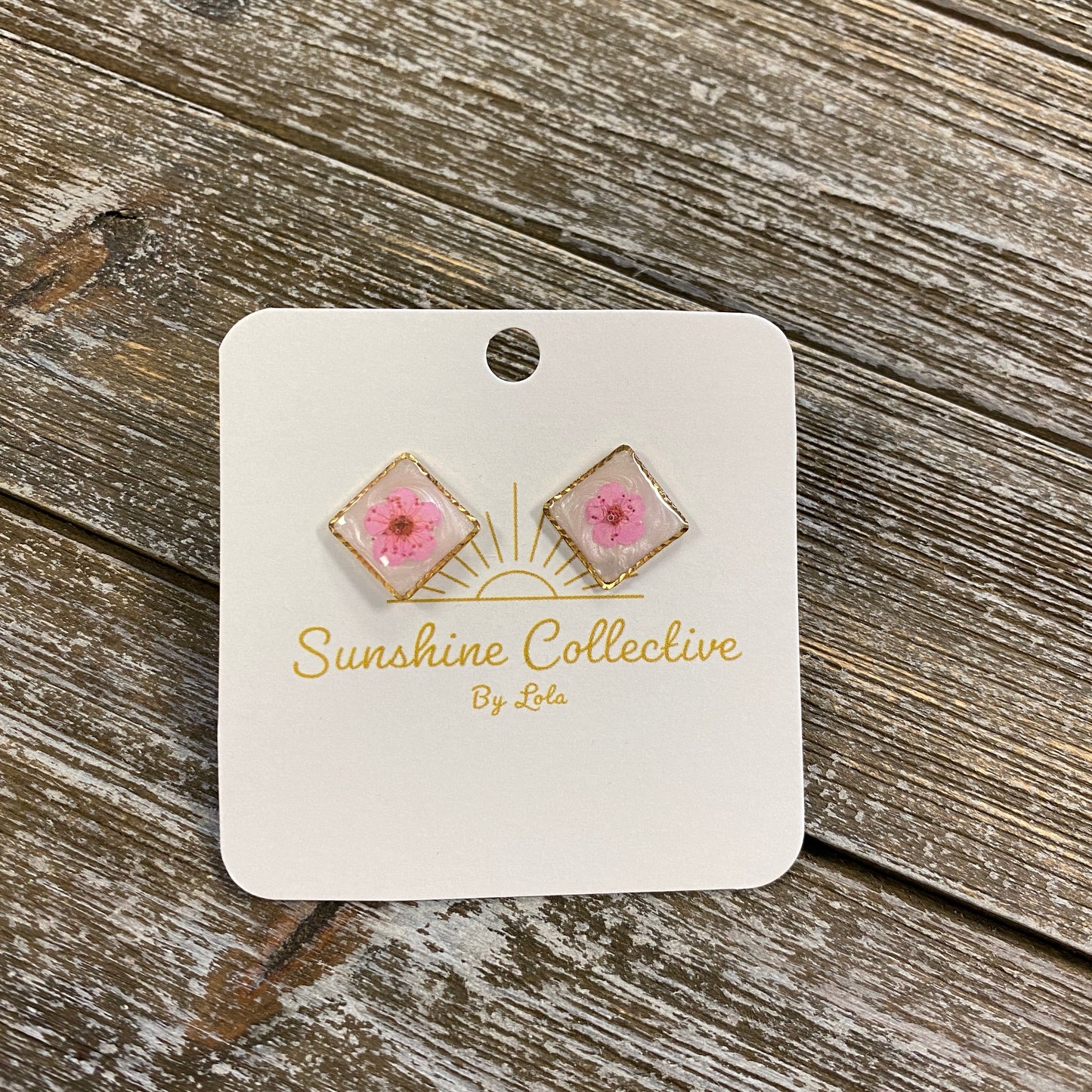 Flower Resin Earrings - Small Studs