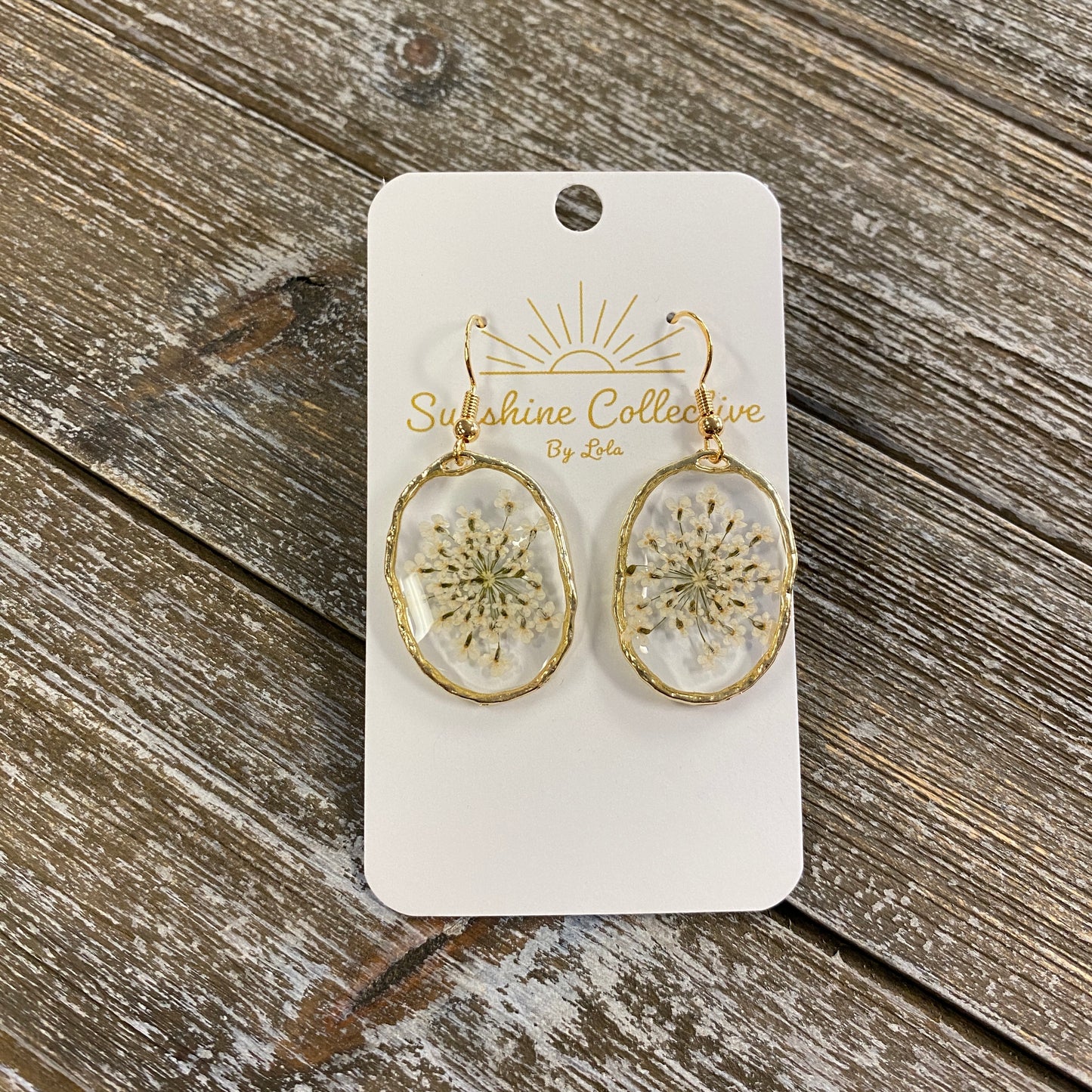 Flower Resin Earrings - Large Oval