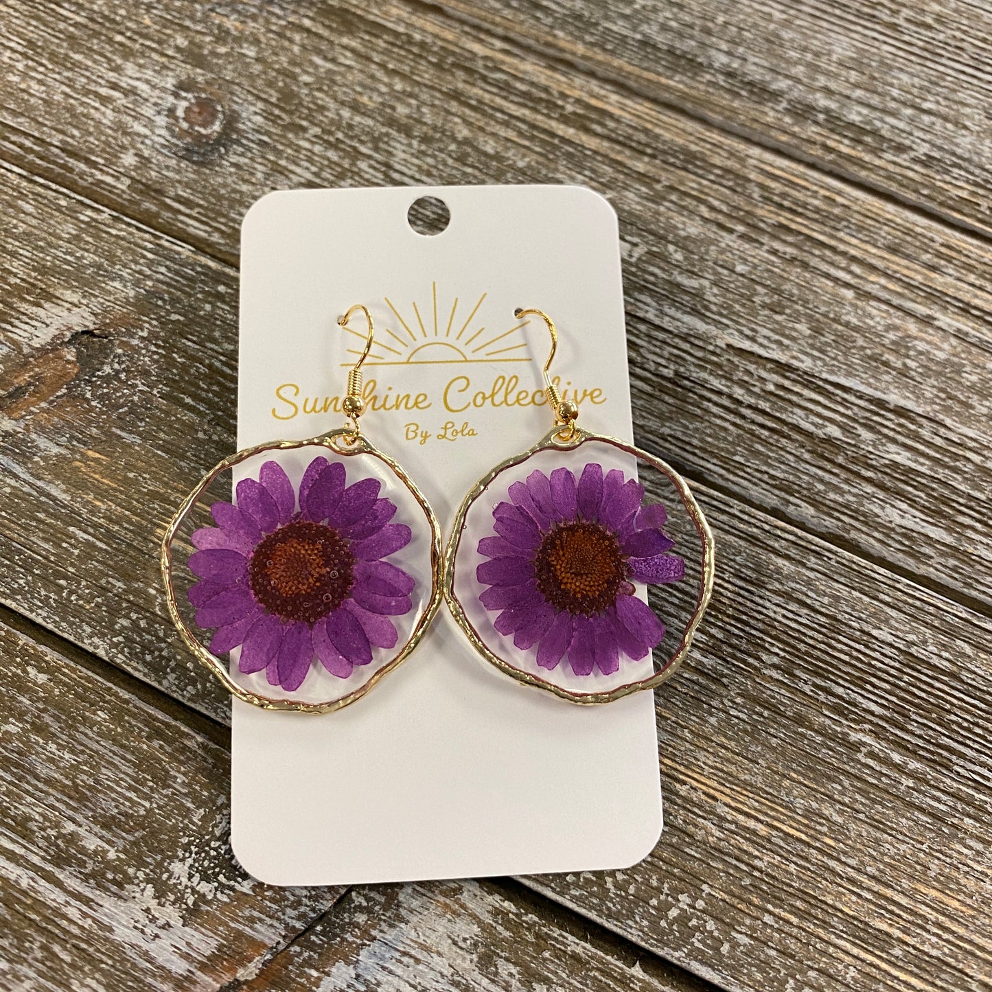 Flower Resin Earrings - Large Round
