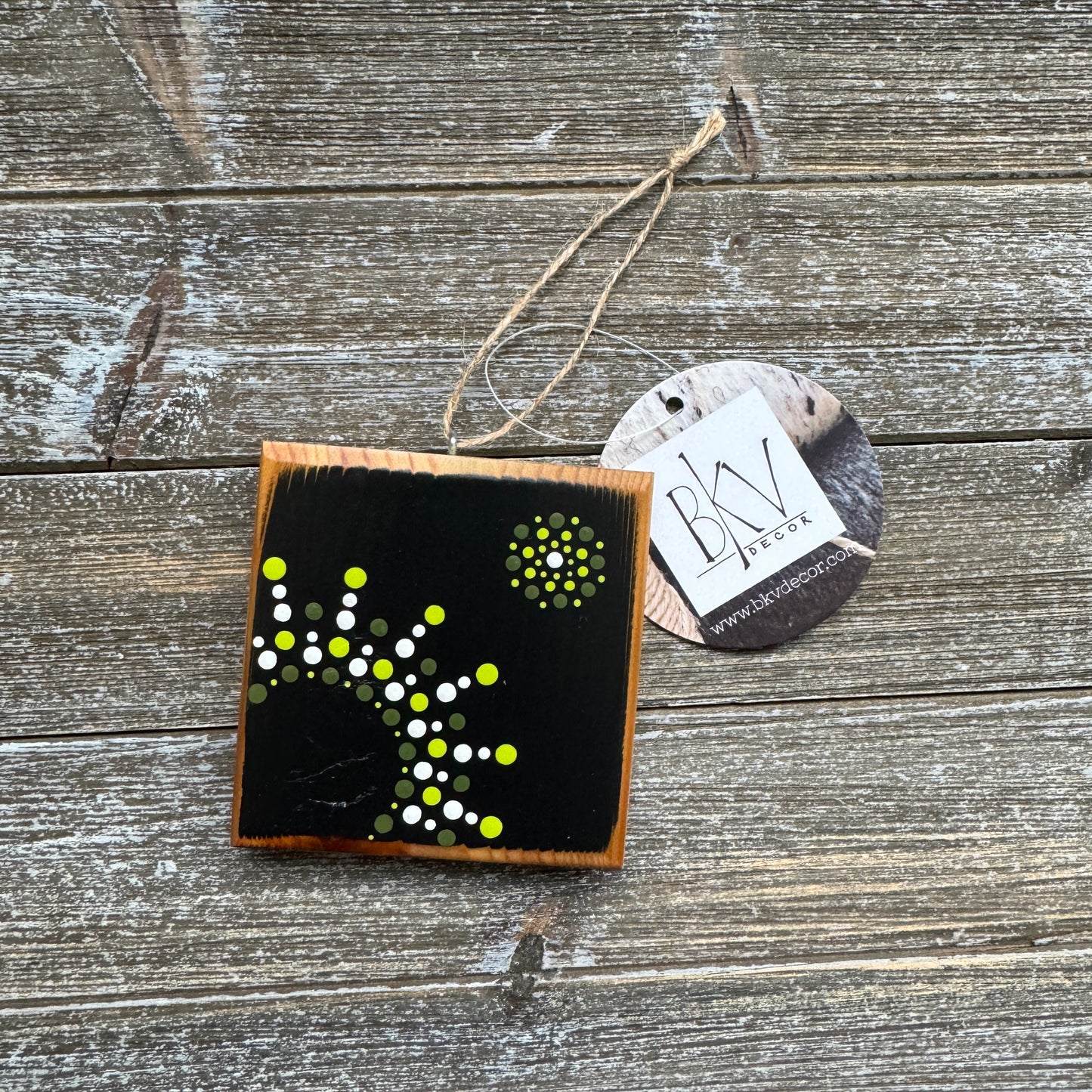 Mandala Dot Ornament - Black and Green
