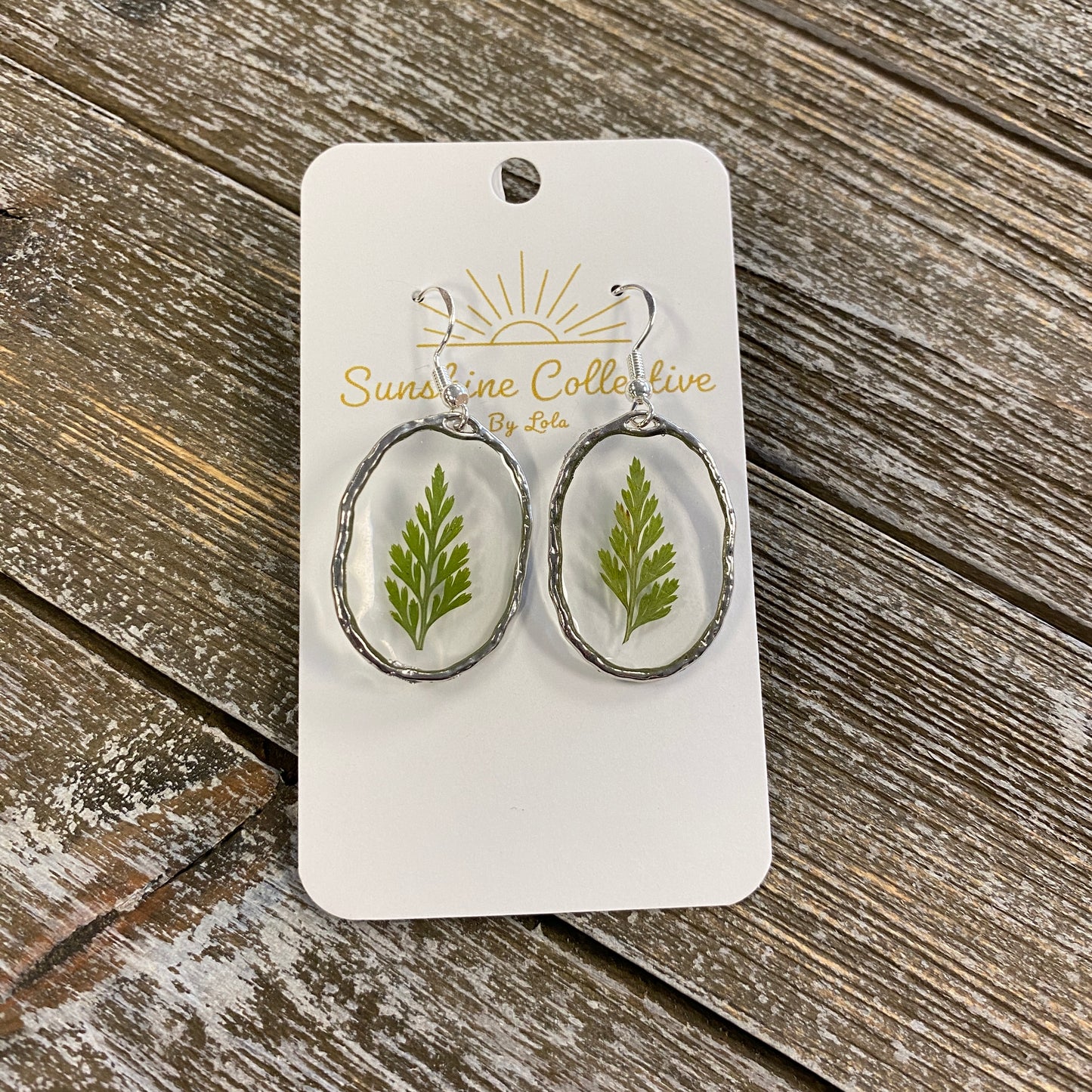 Flower Resin Earrings - Large Oval