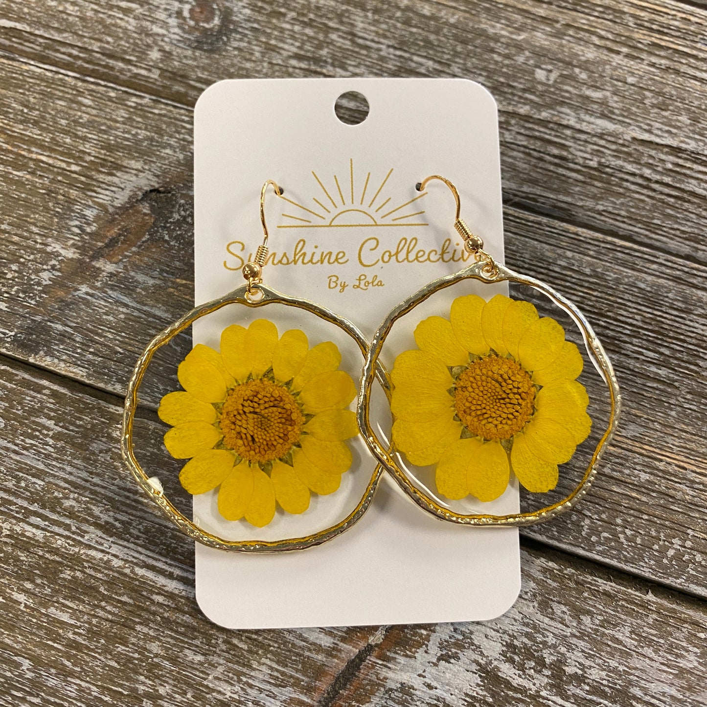 Flower Resin Earrings - Giant Round