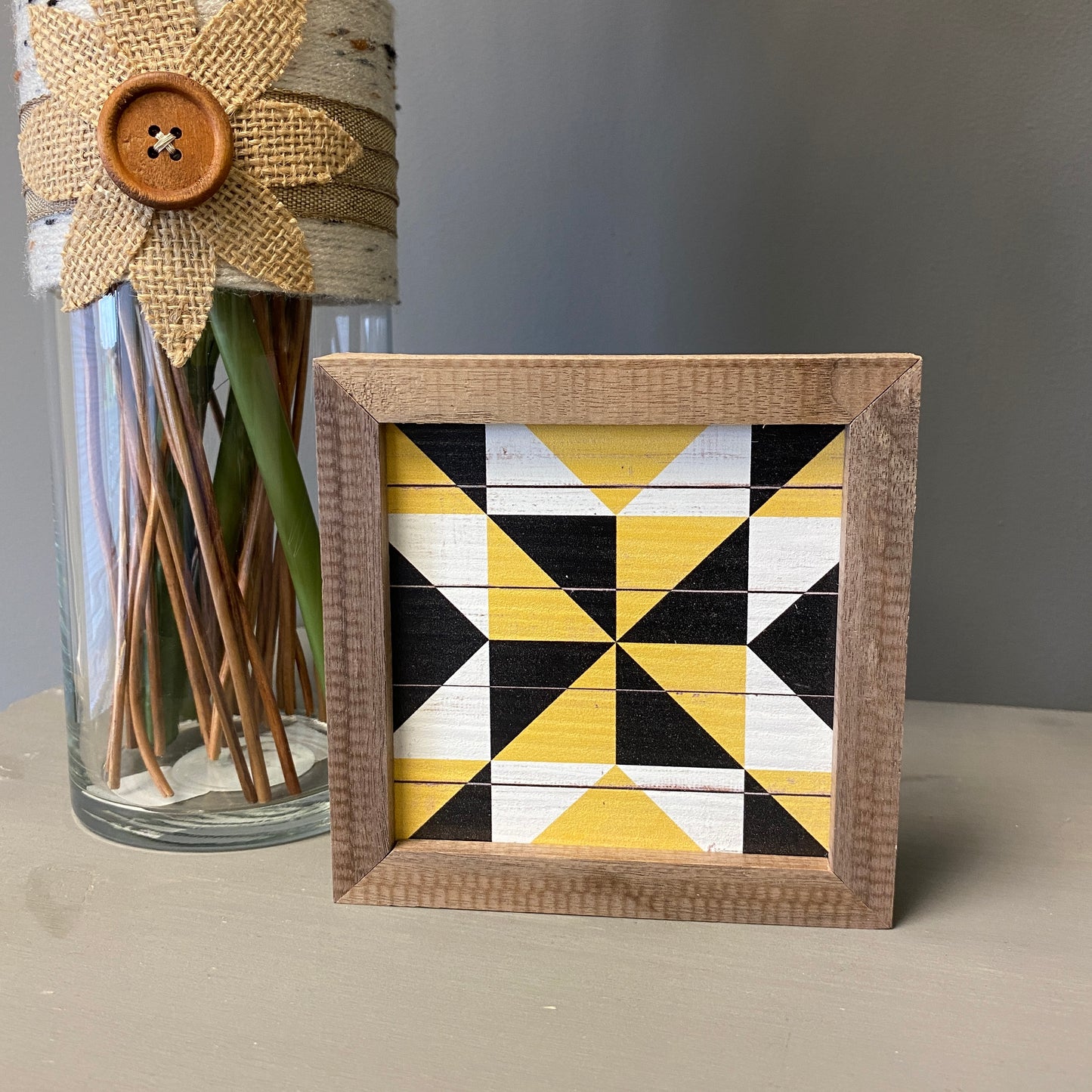 Wood Quilt Sign - Black and Gold