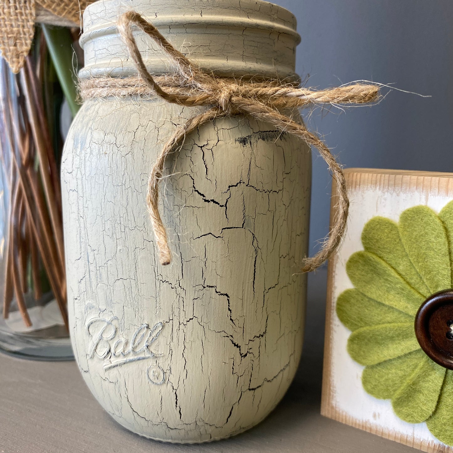Painted Mason Jar - Beige Crackle