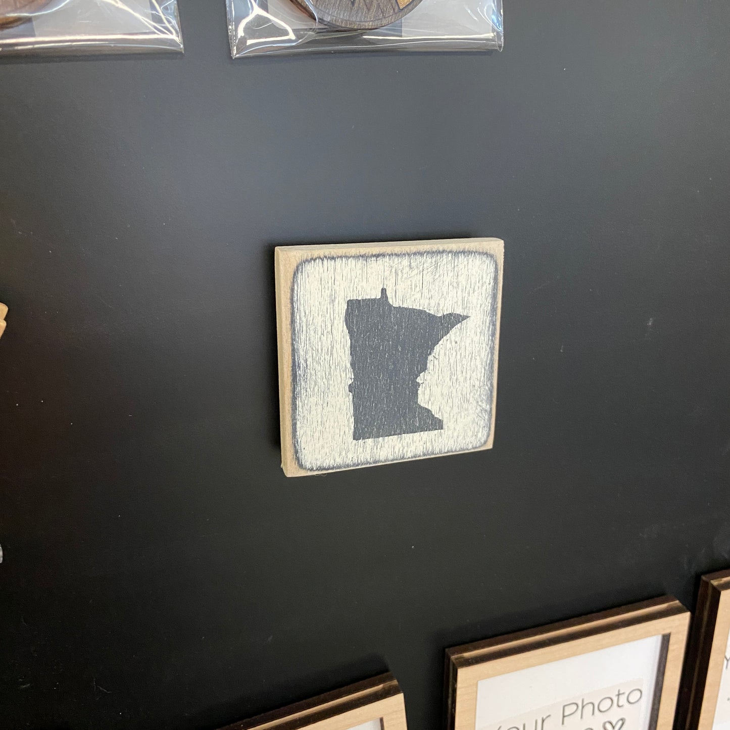 Magnet - Black and White Minnesota
