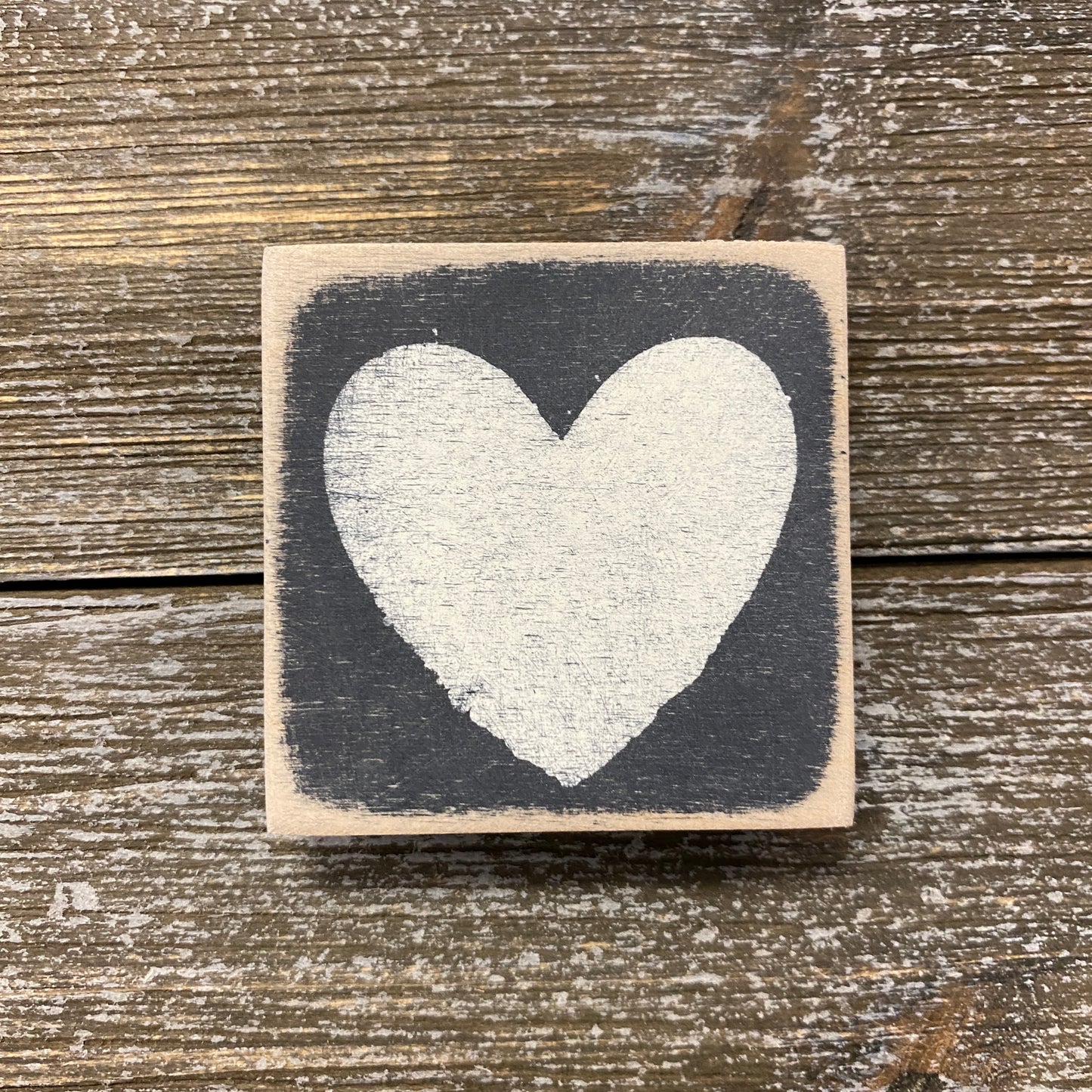 Magnet - Black and White Heart