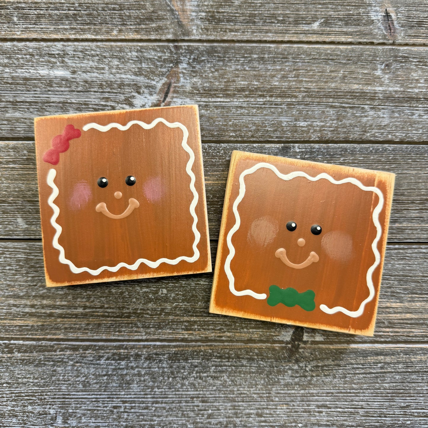 Christmas Decor - Gingerbread Ornament