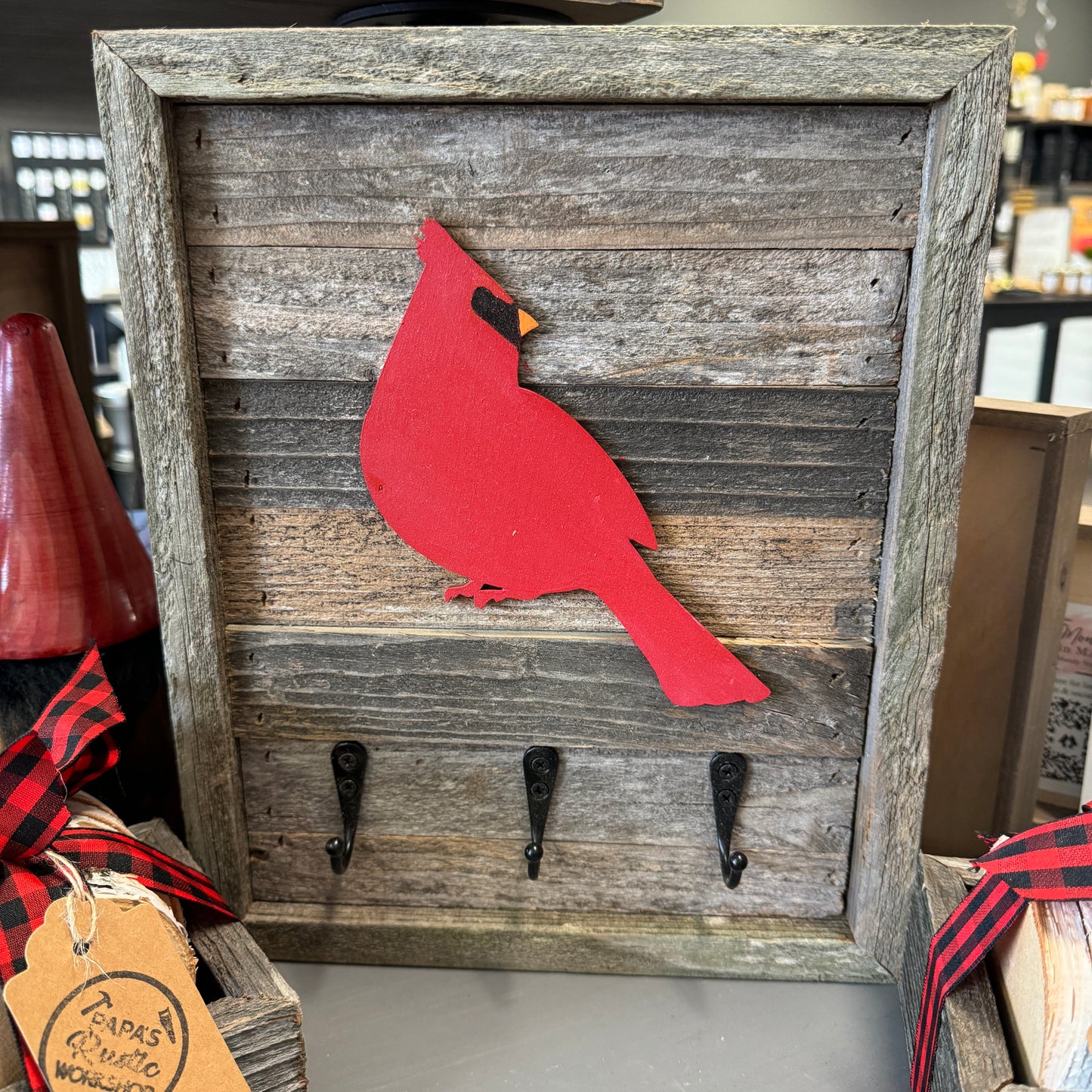 Rustic Wood Sign with 3 Hooks - Cardinal
