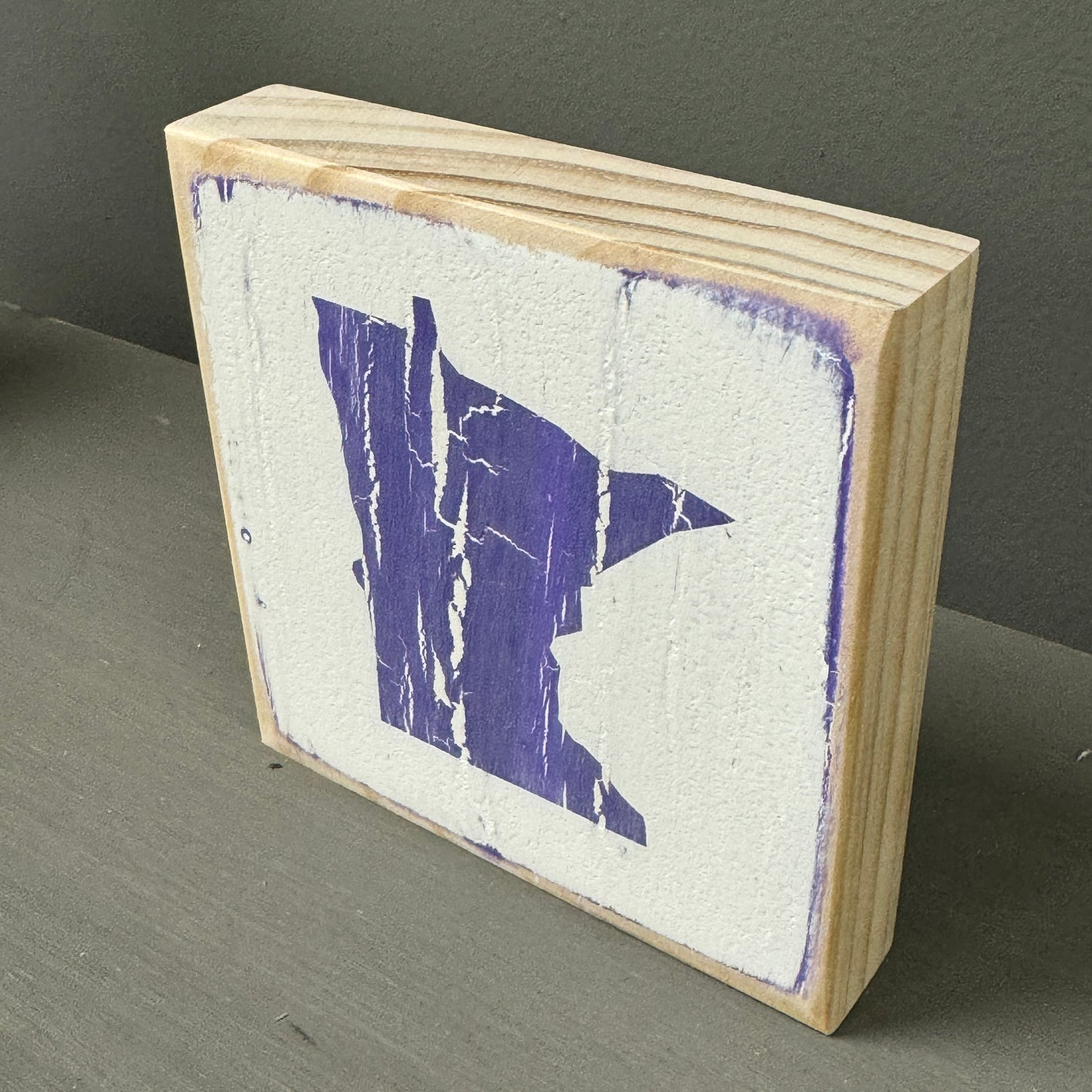 Mini Shelf Sitter - White and Purple Minnesota
