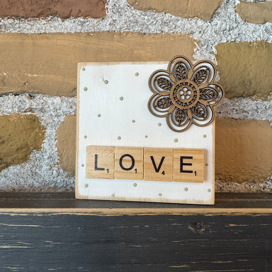 Wood Shelf Sitter - Flower Love