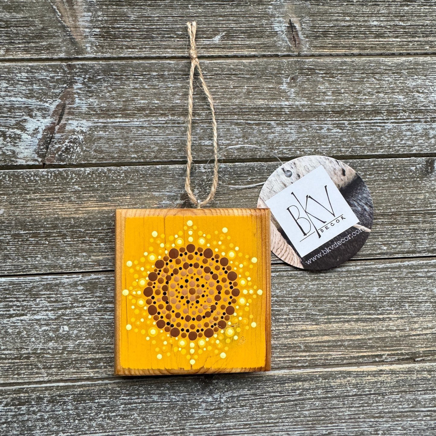 Mandala Dot Ornament - Yellow Sunflower