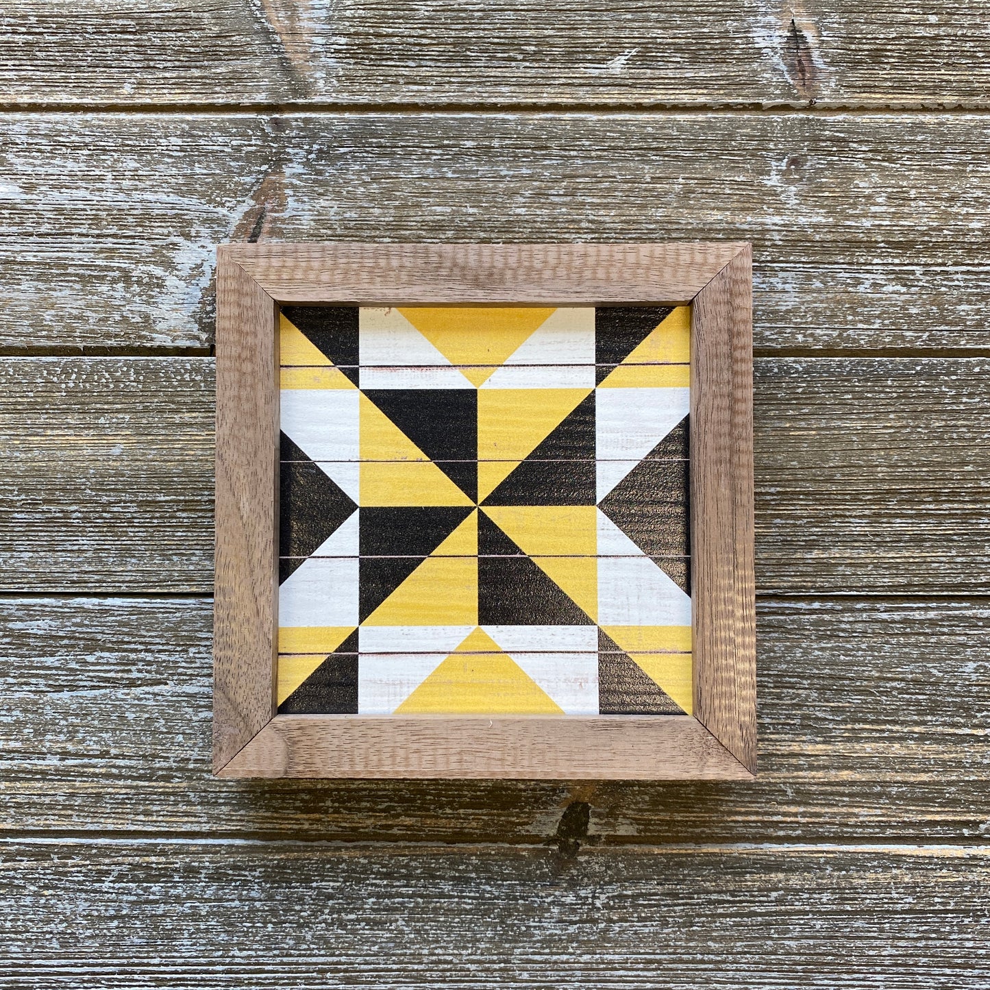 Wood Quilt Sign - Black and Gold