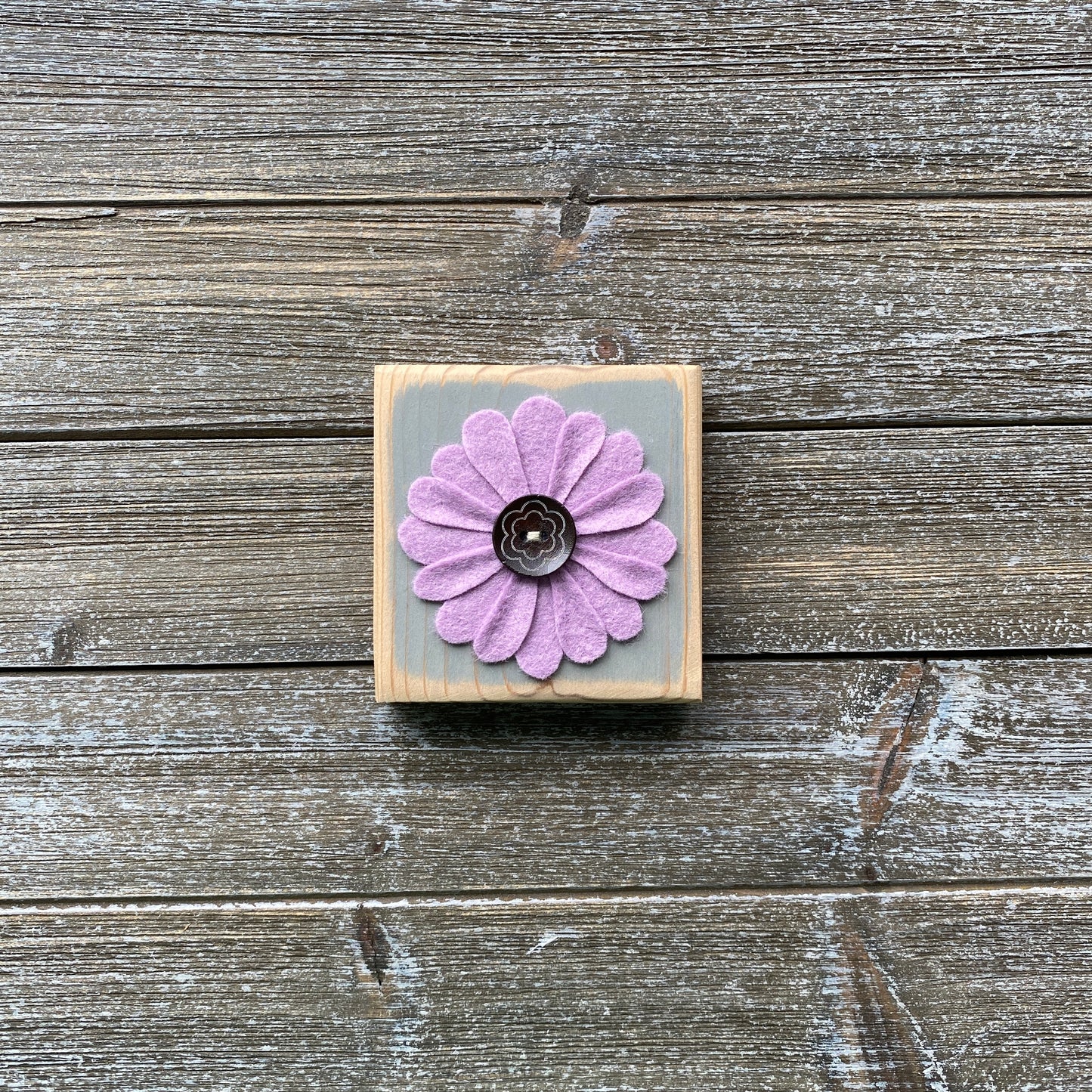 Felt Flower Decor - Gray and Purple