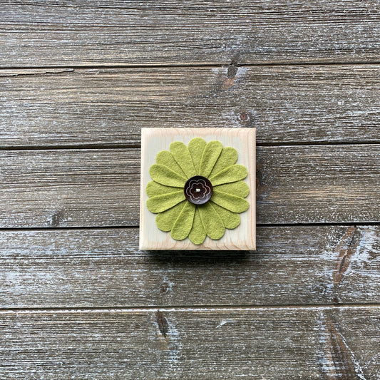 Felt Flower Decor - Beige and Light Green